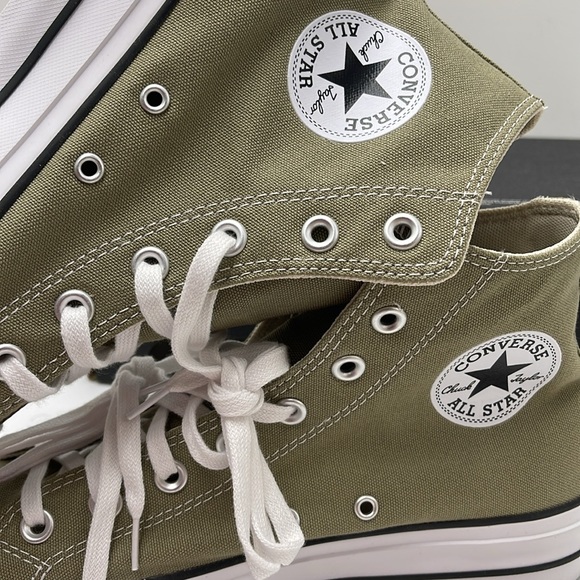Converse WMNS CTAS LIFT HI
MOSSY SLOTH/WHITE/BLACK A07571F Platforms Sneakers - Picture 15 of 16